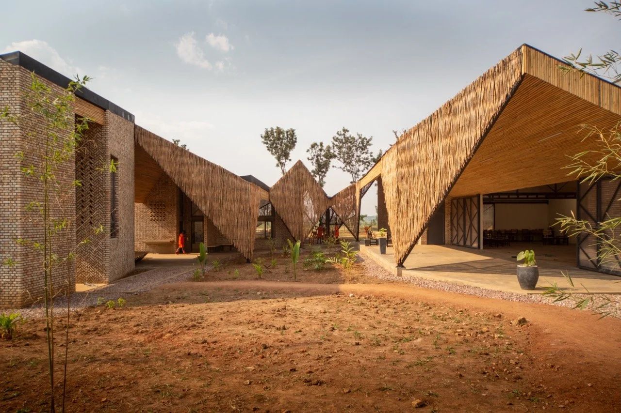 WhatsApp Image 2025-07-24 at 09.33.40_d9a9bf33